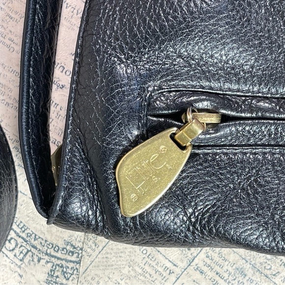 Libaire Made in U.S.A. vintage leather shoulder/crossbody bag - Picture 11 of 14